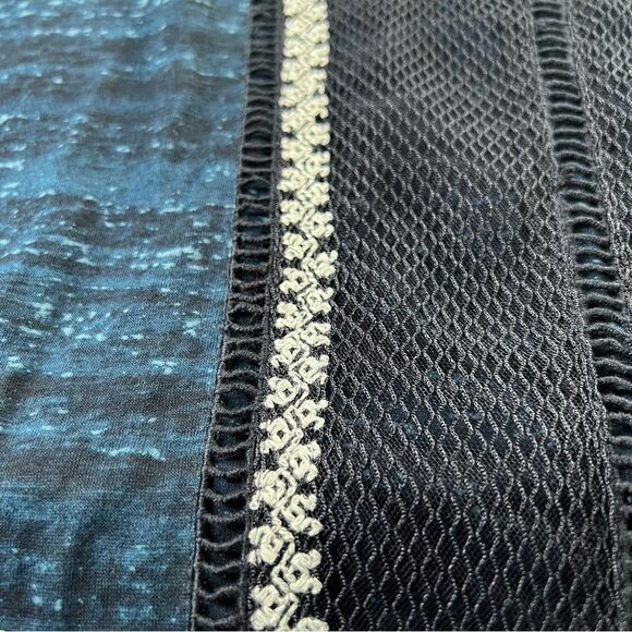 Anthropologie Pilcro Art to Wear Orchid Embroidered Whimsi Cottagecore Blouse S - Picture 11 of 13